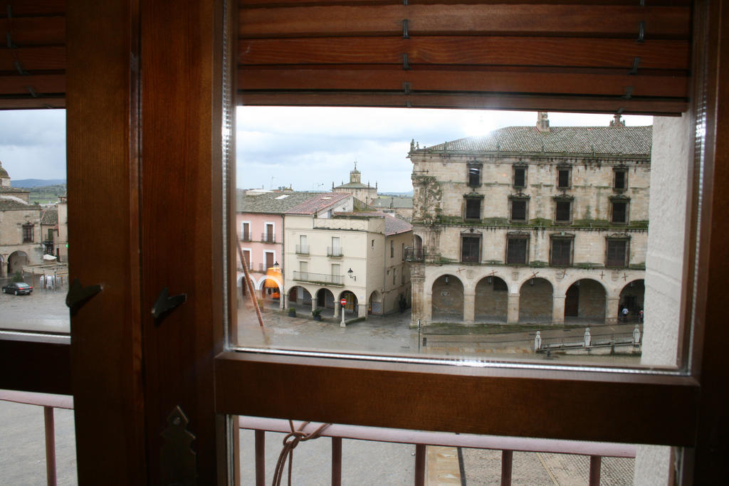 Alojamientos Plaza Mayor Trujillo Zewnętrze zdjęcie
